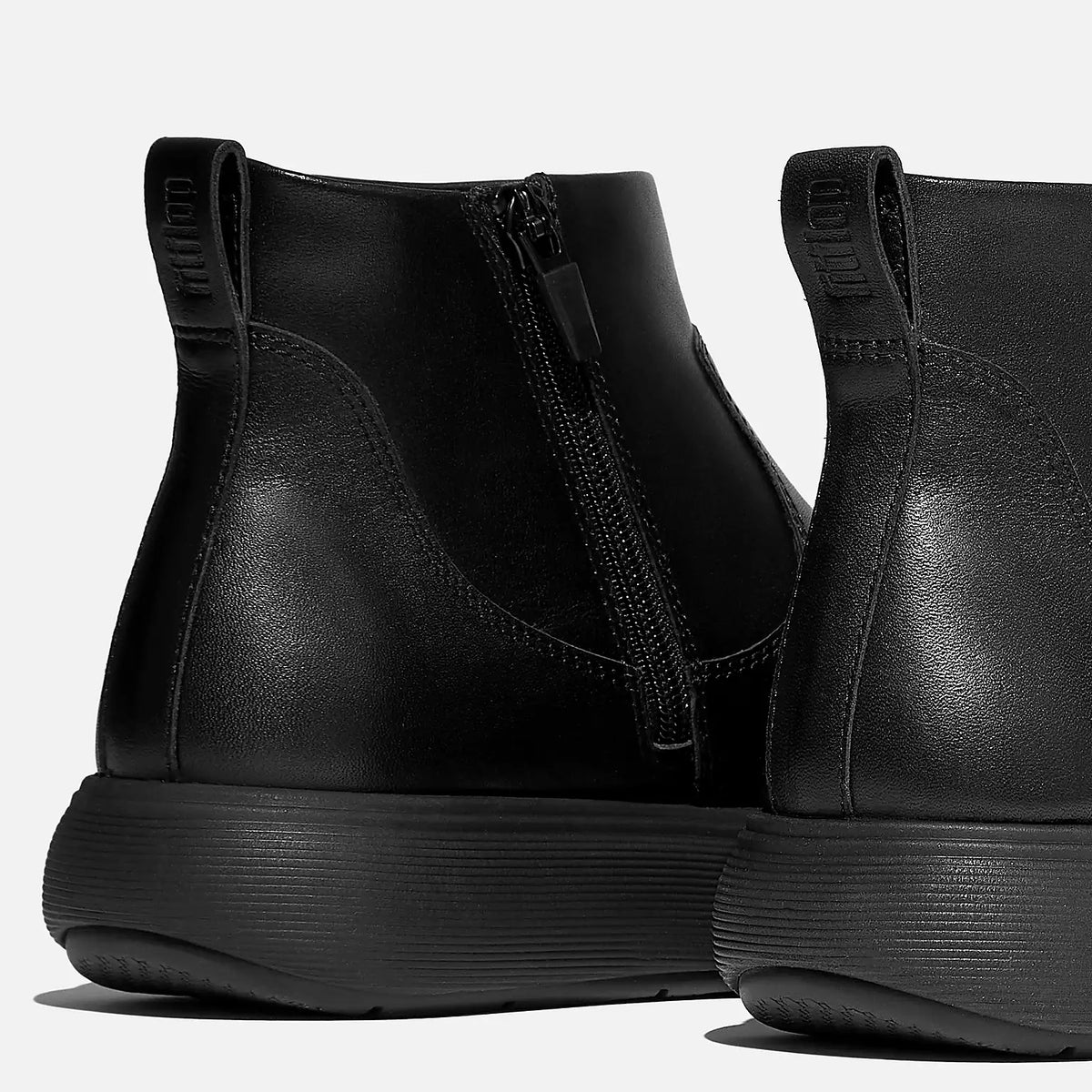 IQ-COMFF LEATHER ZIP