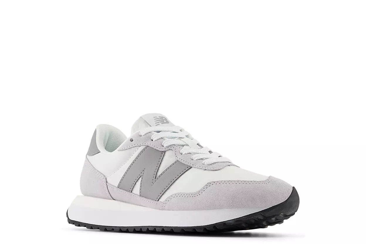 WOMEN'S 237
