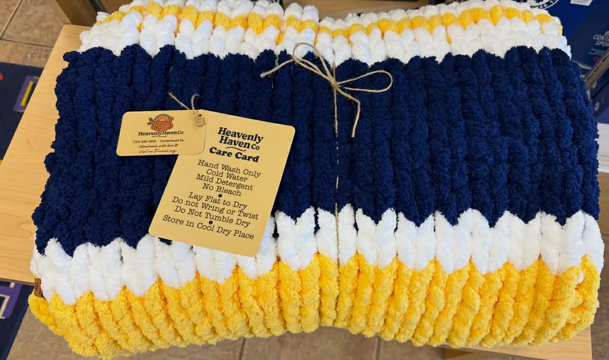 Handmade Beautiful Chunky Blanket