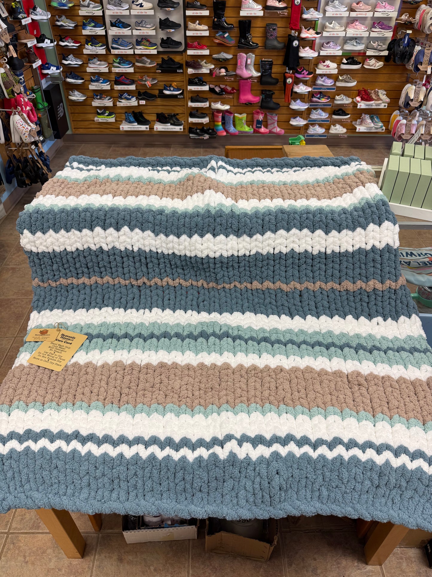 Handmade Beautiful Chunky Blanket