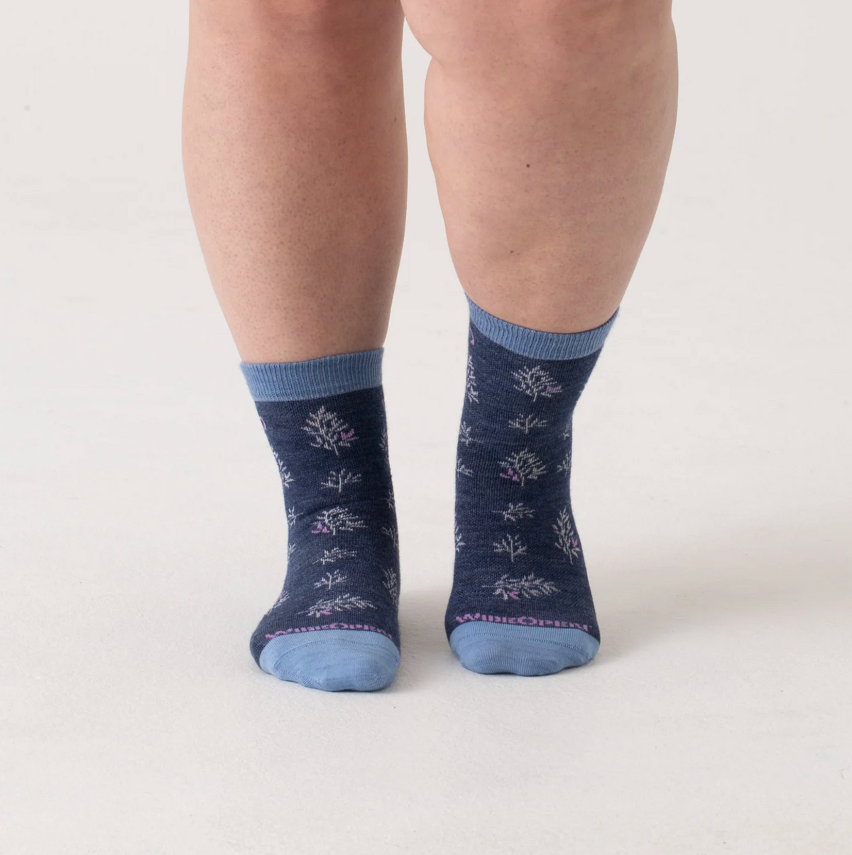 WOMEN'S MICRO CREW WIDE OPEN