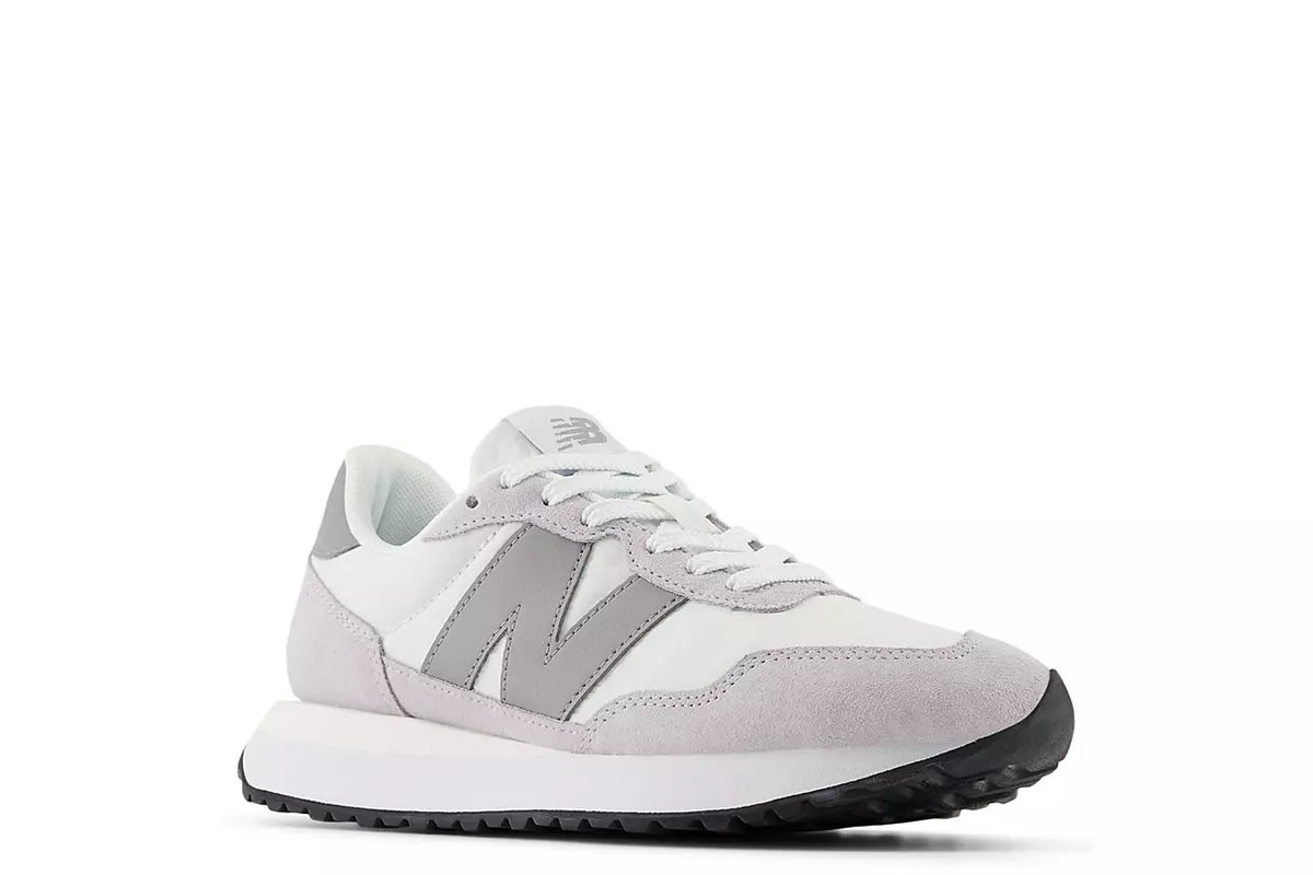WOMEN'S 237