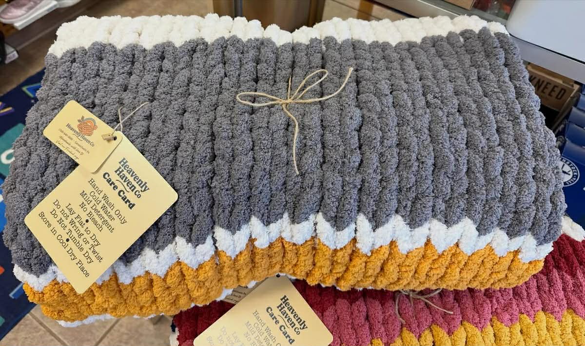 Handmade Beautiful Chunky Blanket